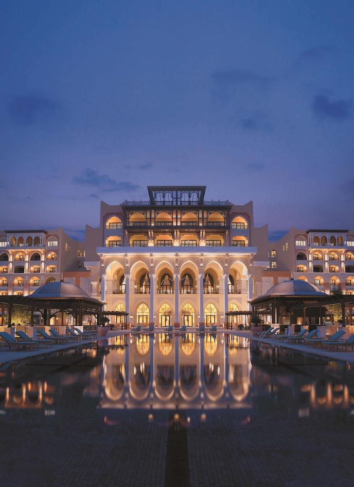Shangri La Qaryat Al Beri