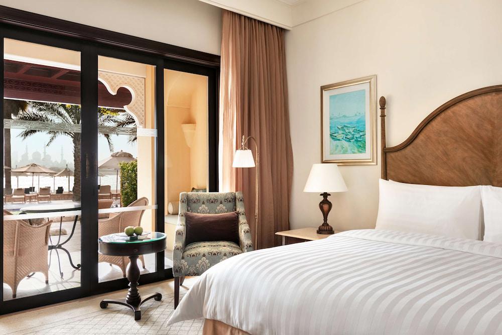 Shangri La Qaryat Al Beri