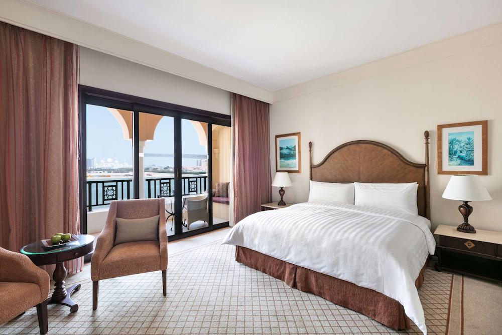 Shangri La Qaryat Al Beri