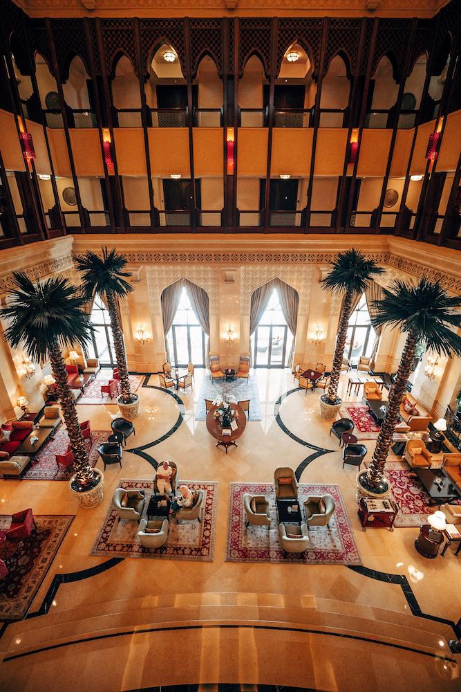 Shangri La Qaryat Al Beri