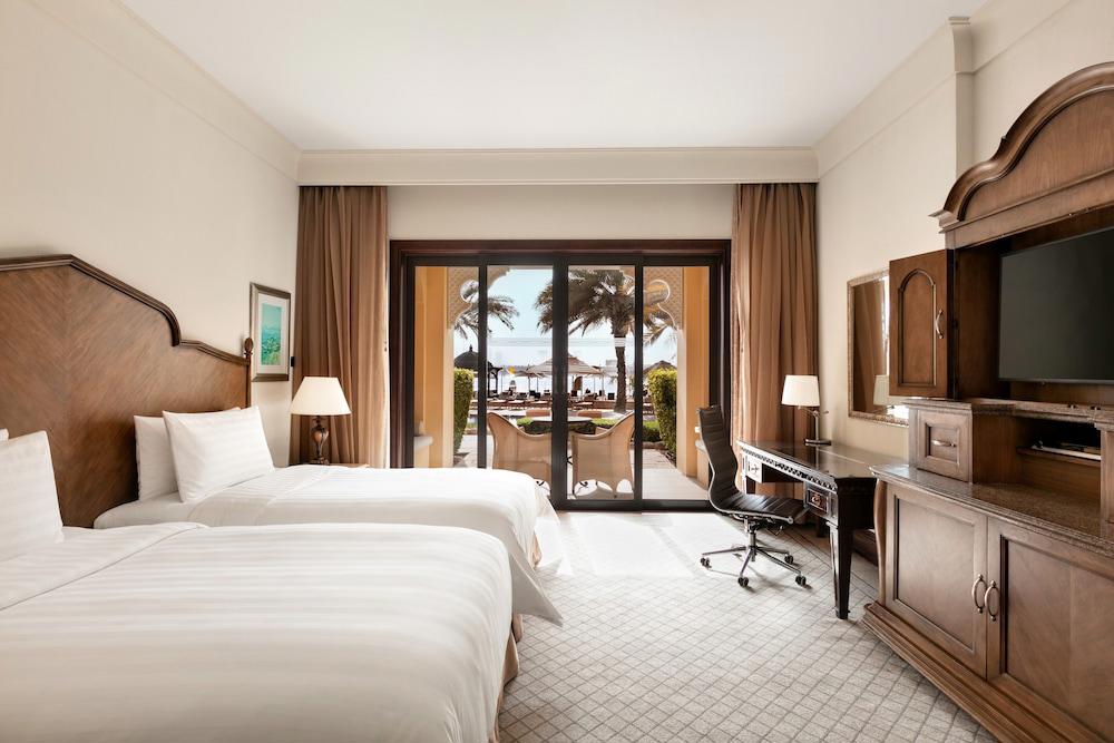 Shangri La Qaryat Al Beri