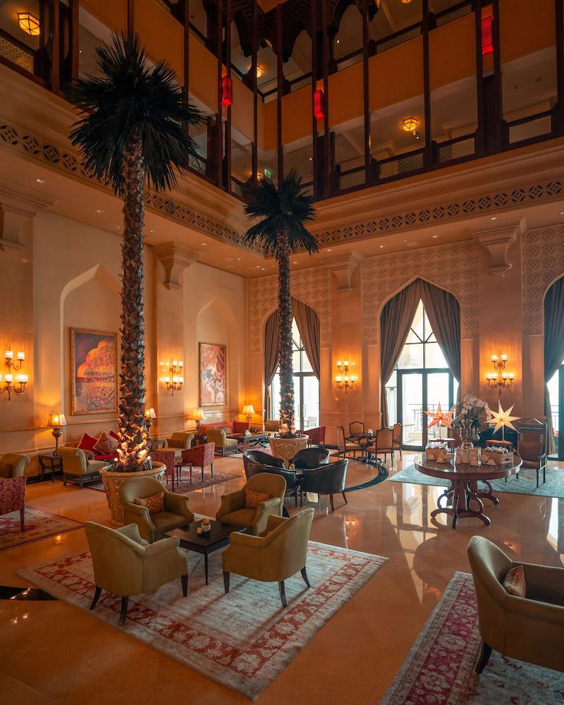 Shangri La Qaryat Al Beri