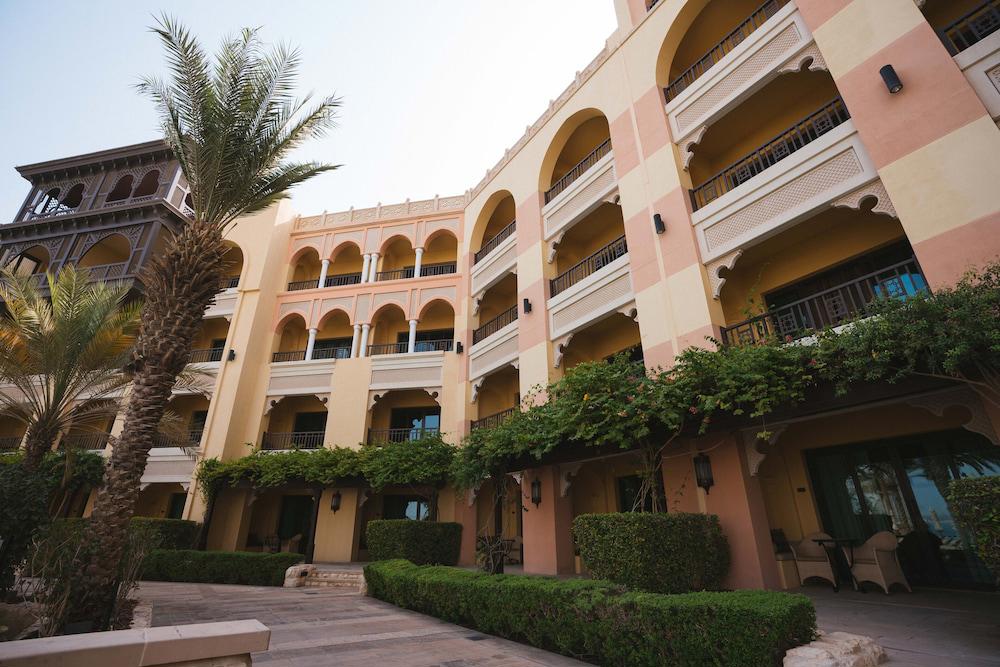 Shangri La Qaryat Al Beri