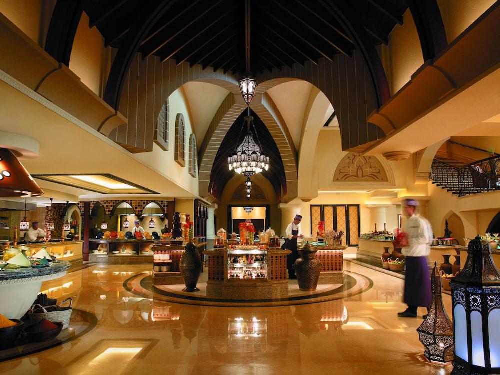 Shangri La Qaryat Al Beri