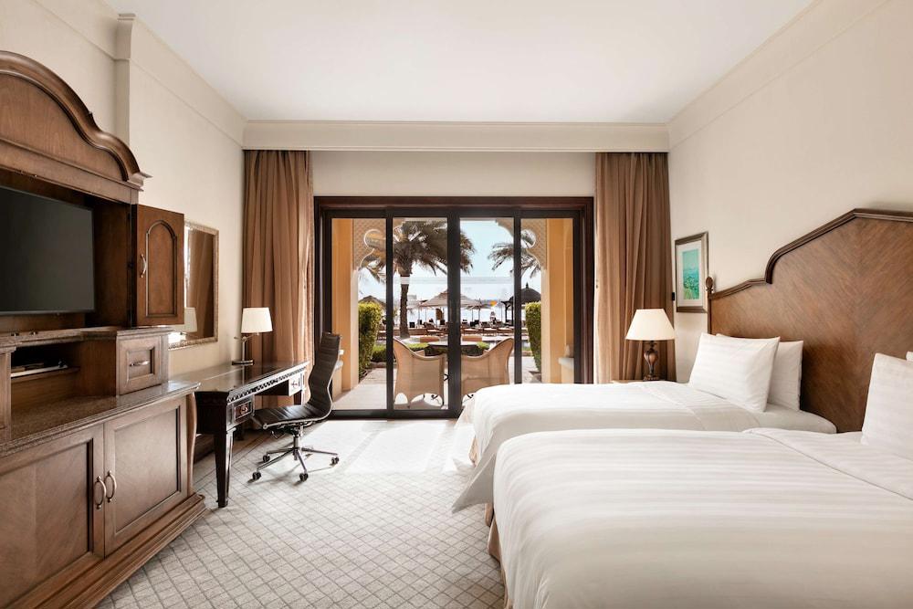 Shangri La Qaryat Al Beri