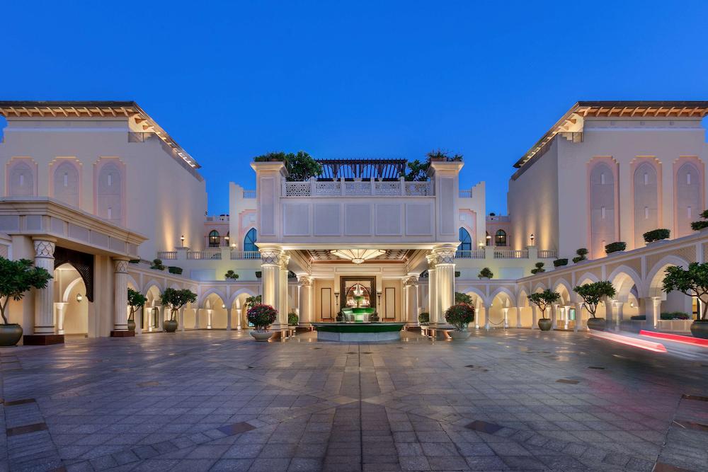 Shangri La Qaryat Al Beri