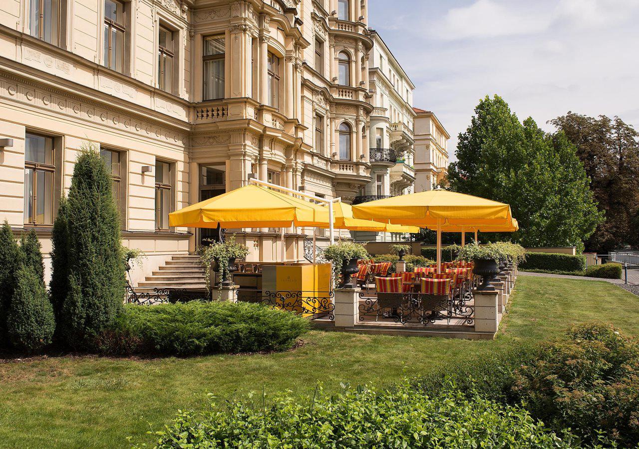 Le Palais