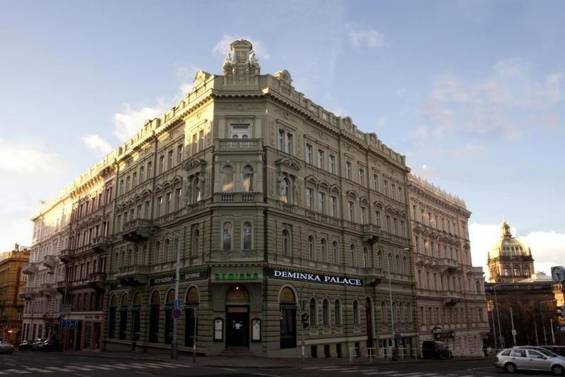 Deminka Palace