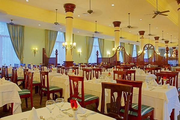 Hotel Riu Bambu