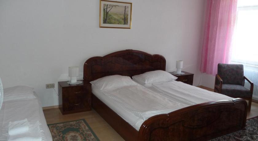 Marien-hof Appartment Hotel