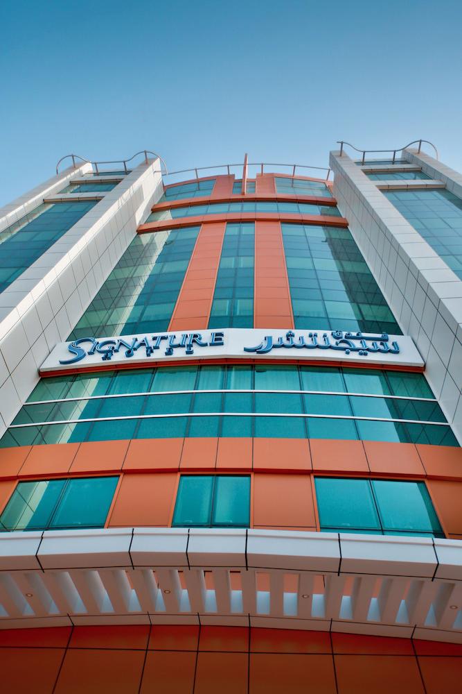 Signature Hotel