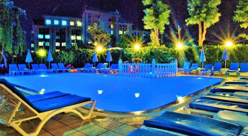 Select Apart Hotel