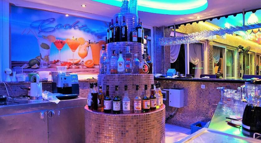 Select Apart Hotel
