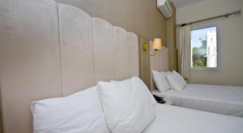 The Hotel 48
