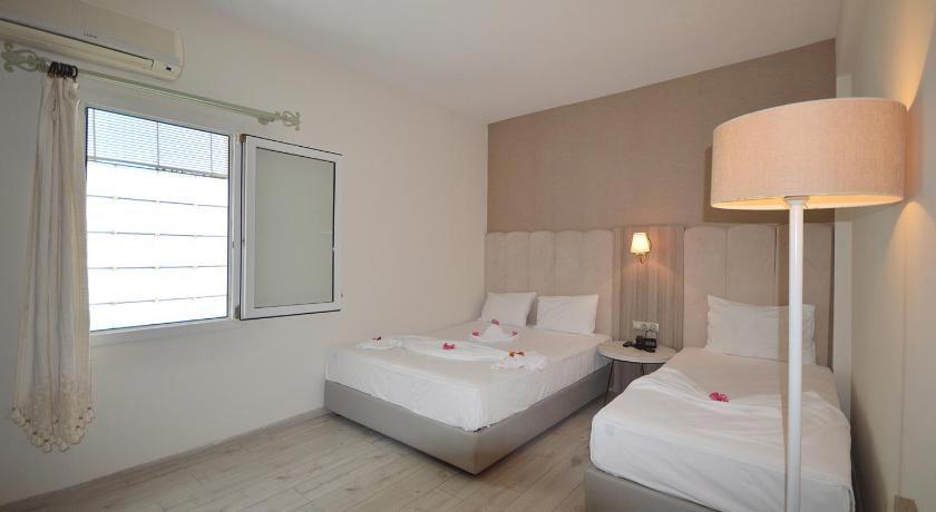 The Hotel 48