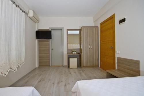 The Hotel 48