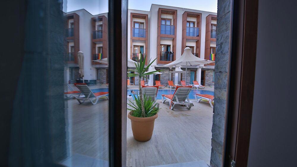 Majeste Hotel