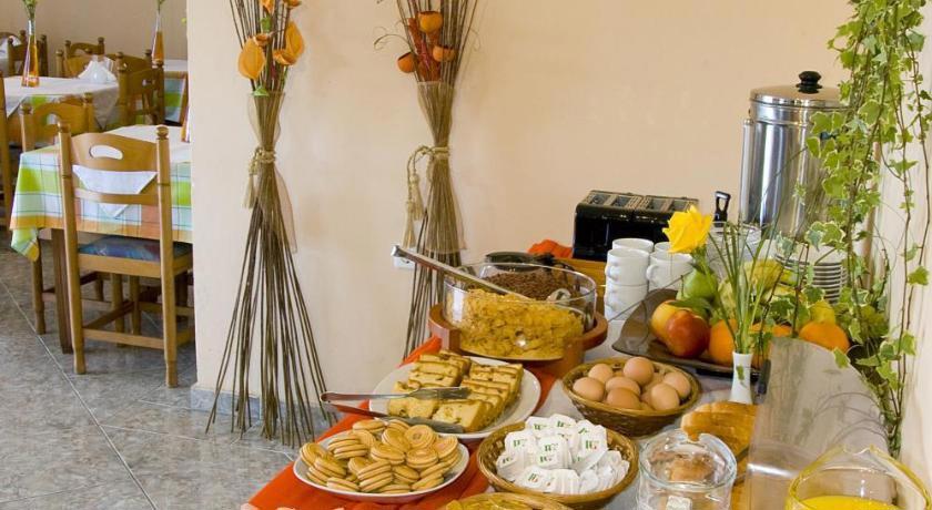 Alykanas & Antonis Studios Hotel