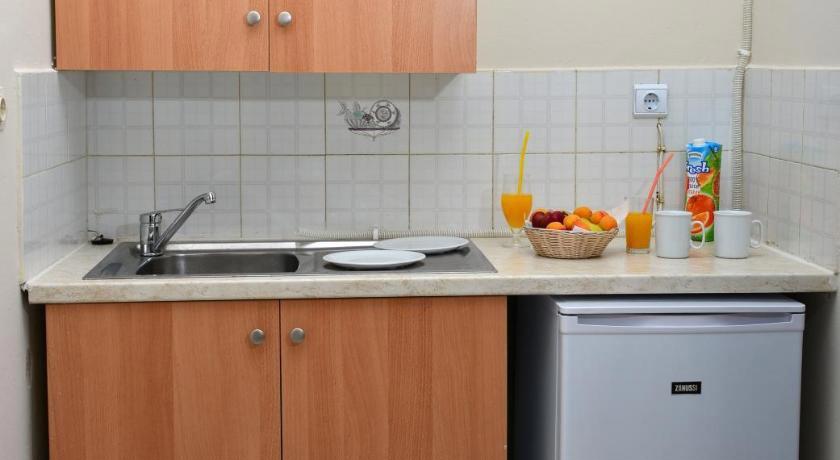 Alykanas & Antonis Studios Hotel