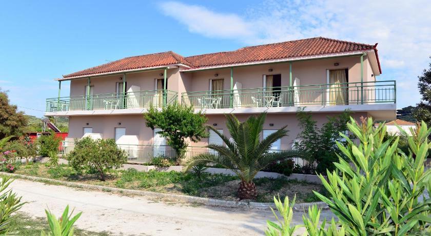 Alykanas & Antonis Studios Hotel