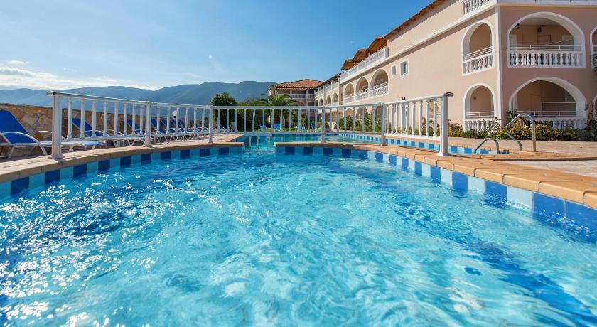 Alykanas & Antonis Studios Hotel