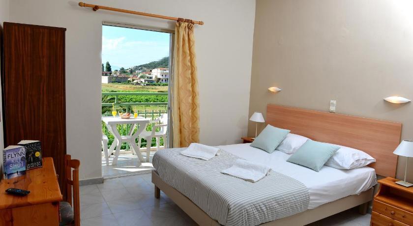 Alykanas & Antonis Studios Hotel
