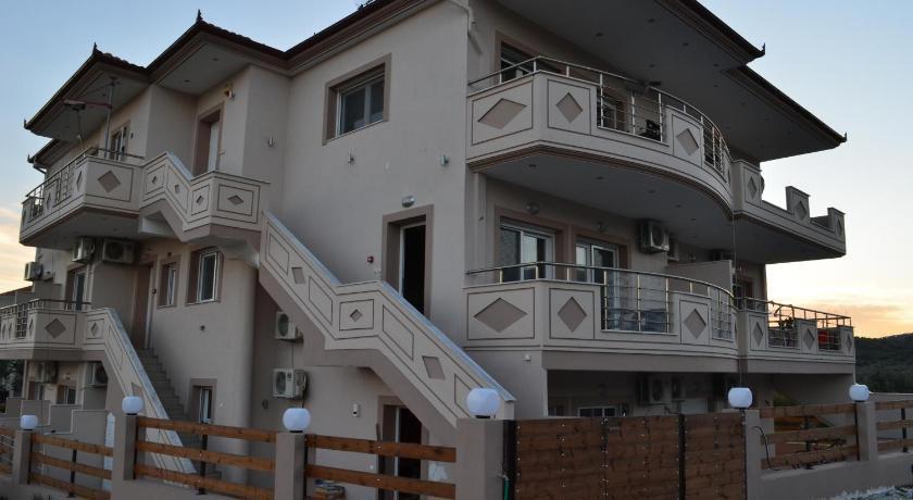 Grand Villas Apartments & Studios