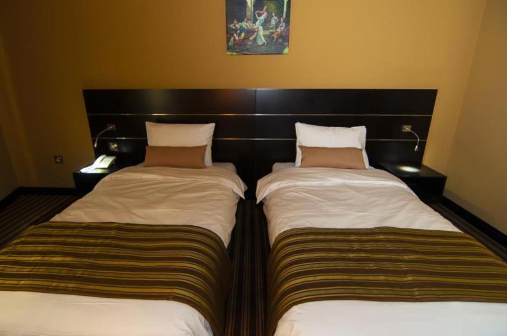 One to One Aldar Hotel