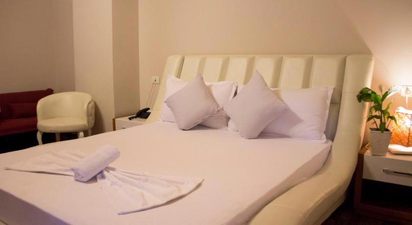 BYLIS HOTEL
