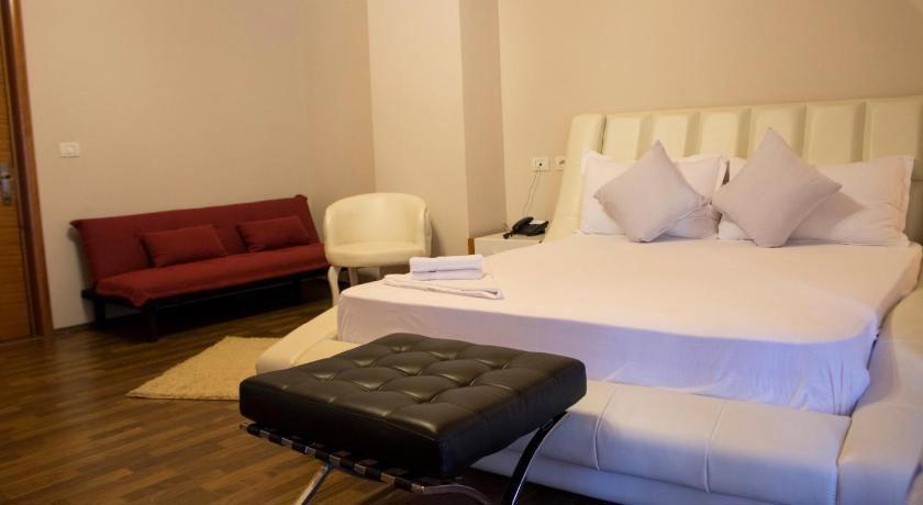 BYLIS HOTEL