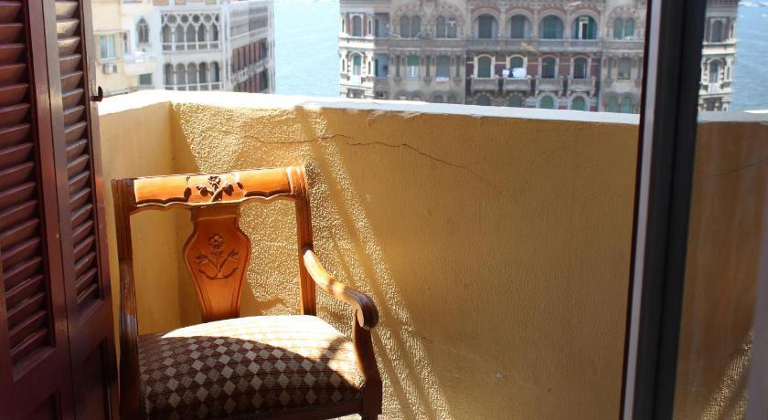 SEA STAR HOTEL