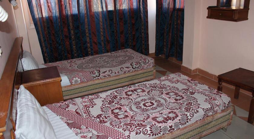 SEA STAR HOTEL
