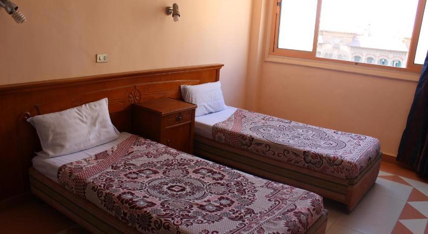 SEA STAR HOTEL