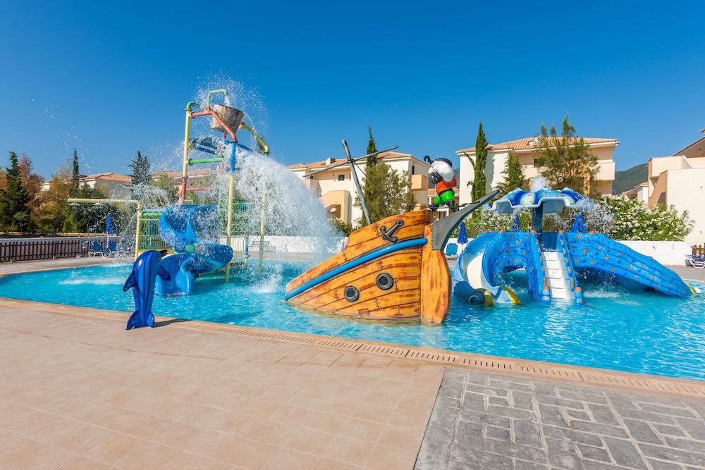 Alykanas Village Hotel
