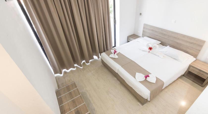 Tivoli Hotel & Apartments