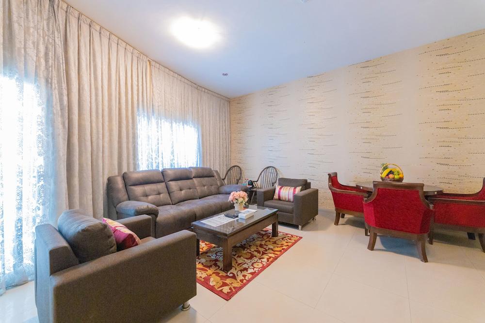 Ewan Tower Hotel Apartments