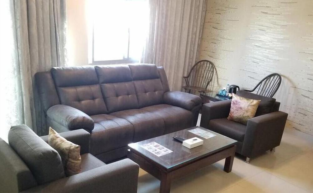 Ewan Tower Hotel Apartments