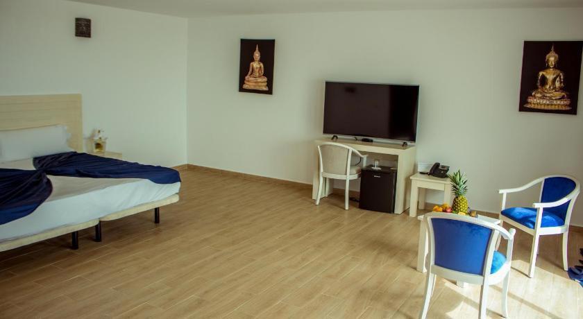 Hotel LIVVO Budha Beach