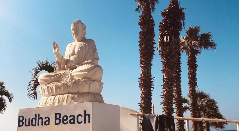 Hotel LIVVO Budha Beach
