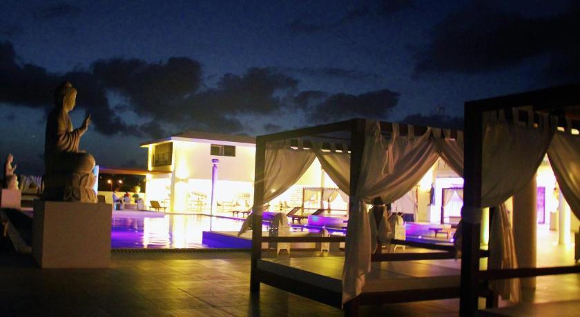 Hotel LIVVO Budha Beach