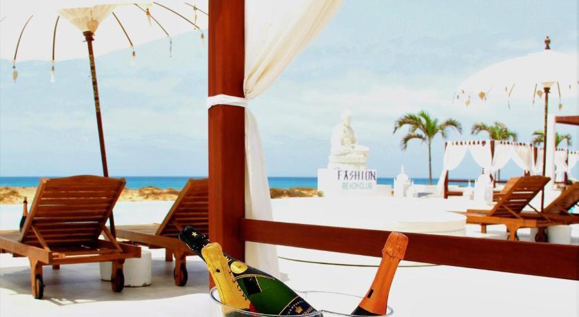 Hotel LIVVO Budha Beach