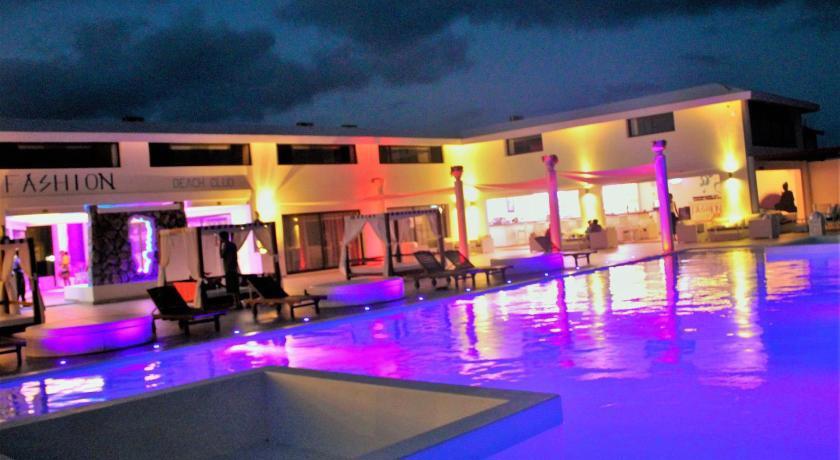 Hotel LIVVO Budha Beach