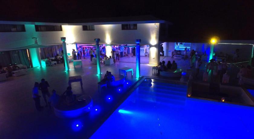Hotel LIVVO Budha Beach