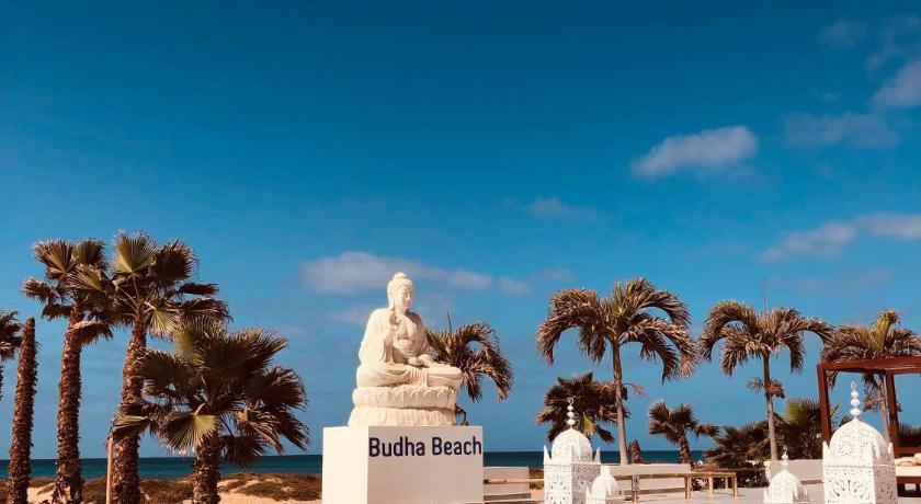 Hotel LIVVO Budha Beach