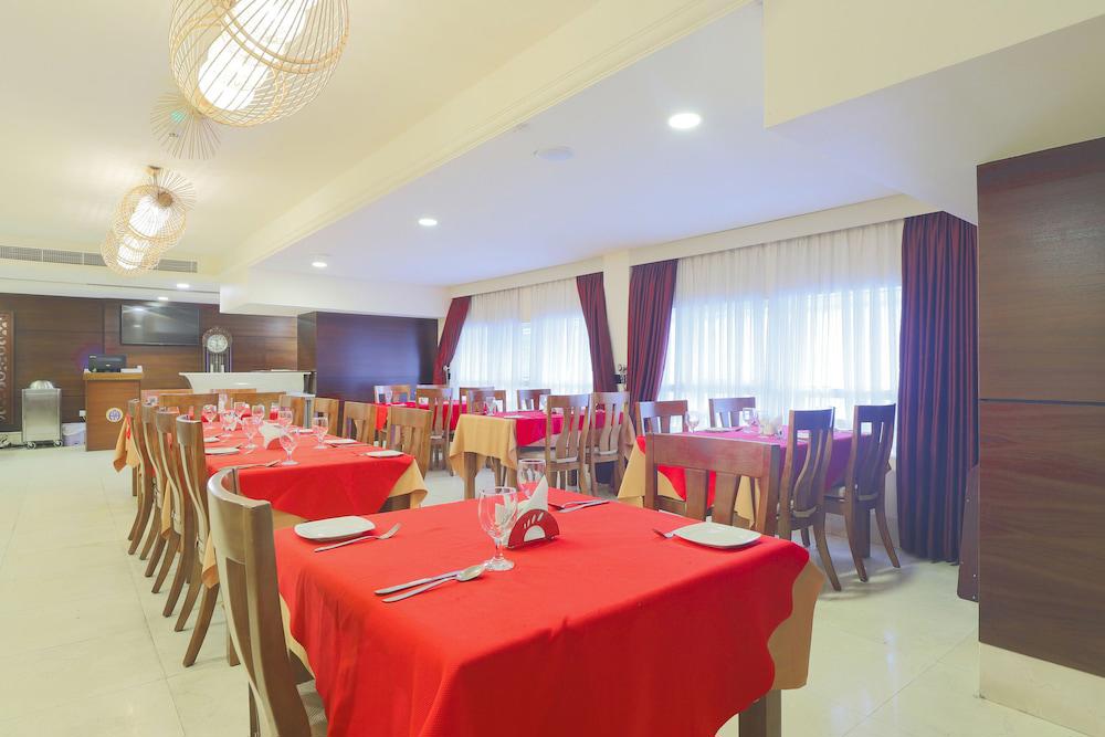 Queen Palace Hotel