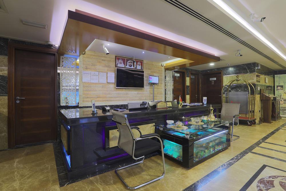 Queen Palace Hotel