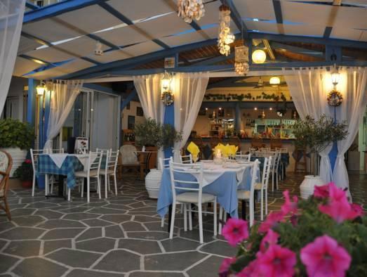 Malia Star Apartments & Taverna