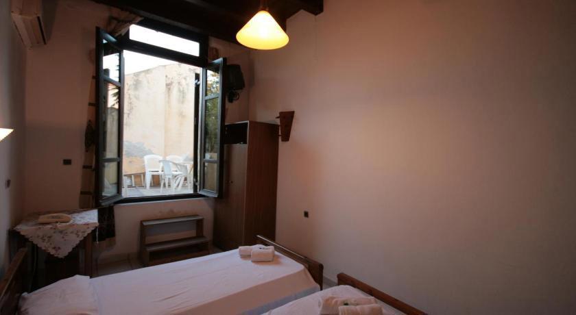 Chania Rooms