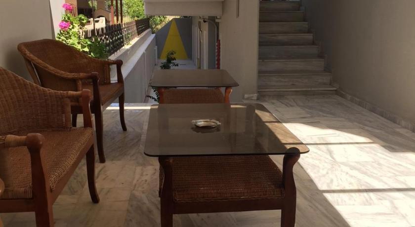 Alkyonides Hotel