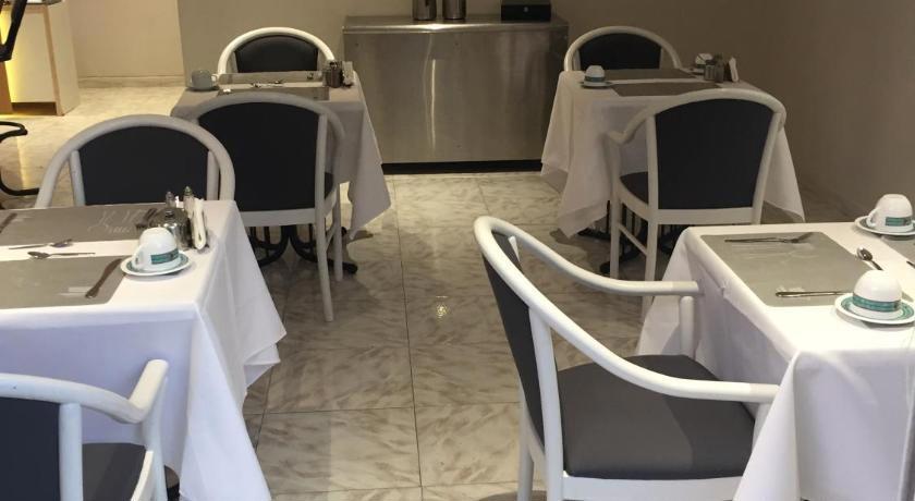 Alkyonides Hotel